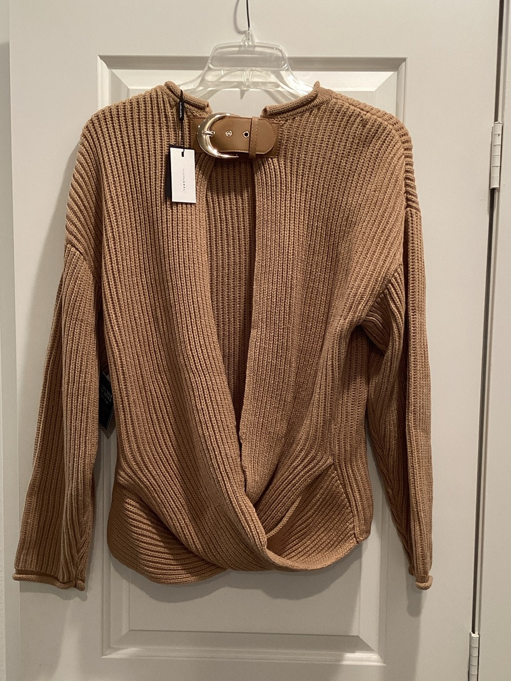 Chunky Knit Twist-Front Sweater with Buckle Collar - Camel
